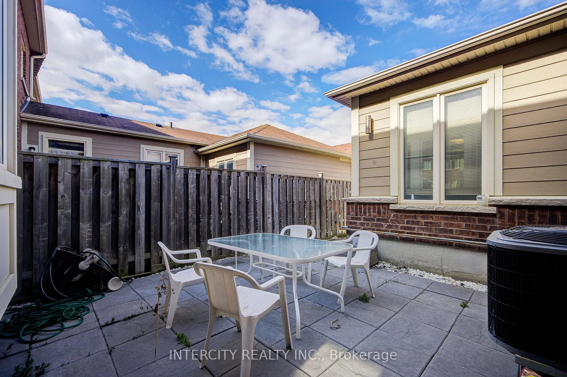 Photo 45 of 32 Ivory Silk Drive, Markham, Cathedraltown — HOMEH