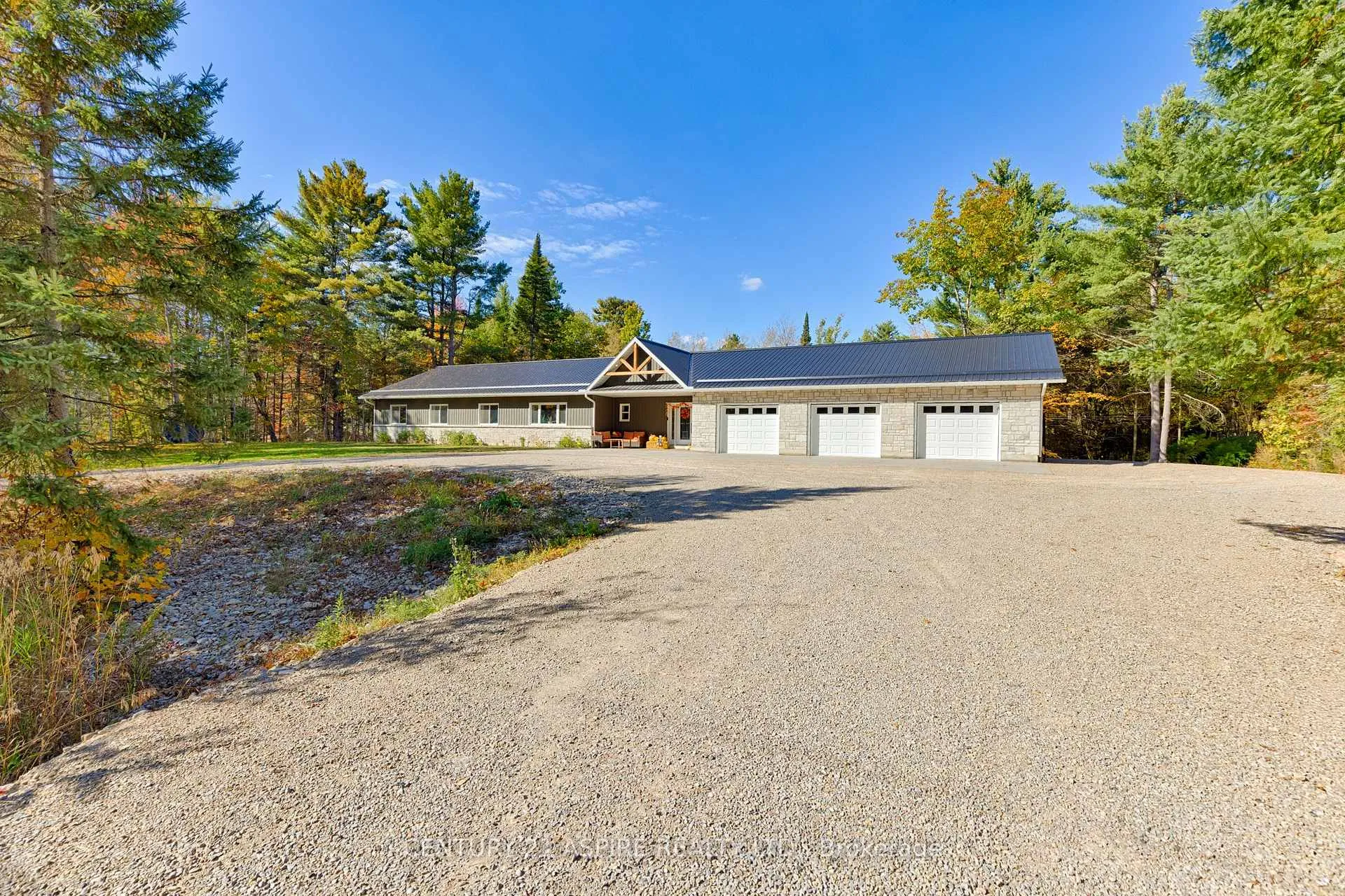 Photo 1 of 544 Marsh Road, North Algona Wilberforce, North Algona/Wilberforce Twp — HOMEH