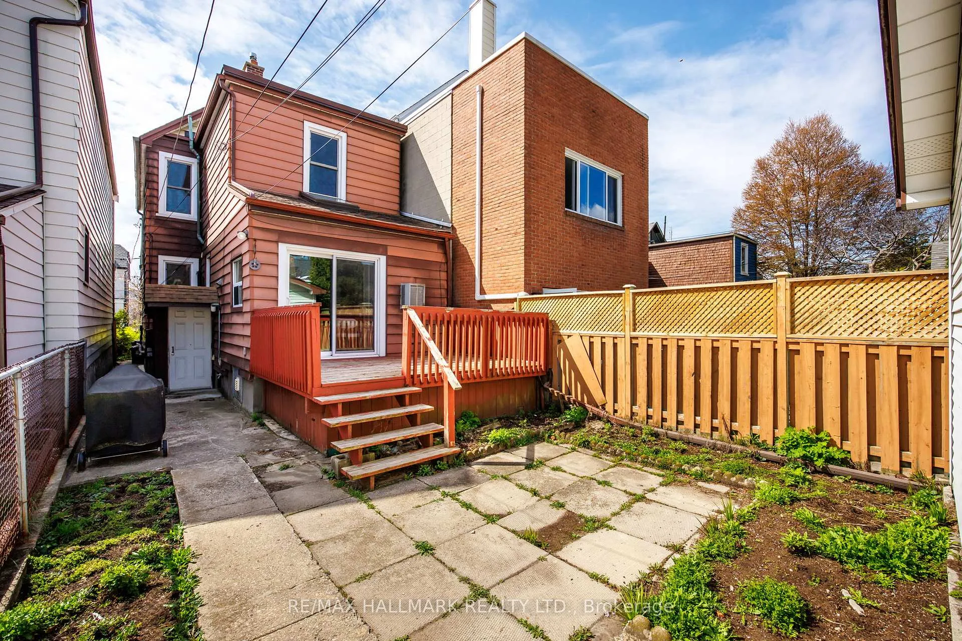 Photo 32 of 136 Hogarth Avenue, Toronto, North Riverdale — HOMEH