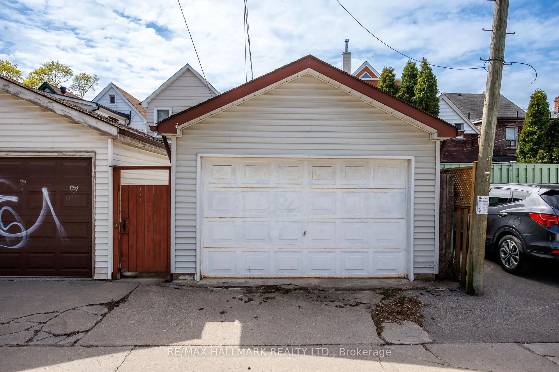 Photo 35 of 136 Hogarth Avenue, Toronto, North Riverdale — HOMEH