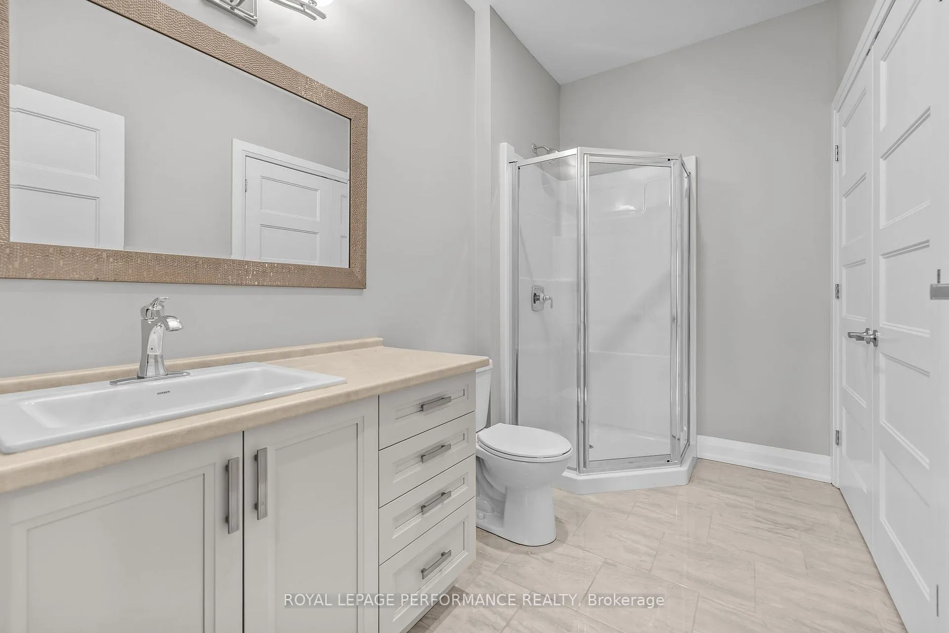 Photo 13 of 27 Richer Street, North Stormont, North Stormont (Finch) Twp — HOMEH