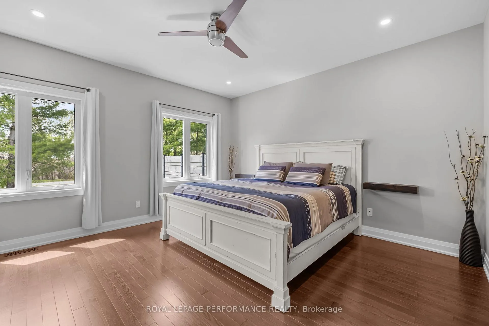 Photo 15 of 27 Richer Street, North Stormont, North Stormont (Finch) Twp — HOMEH