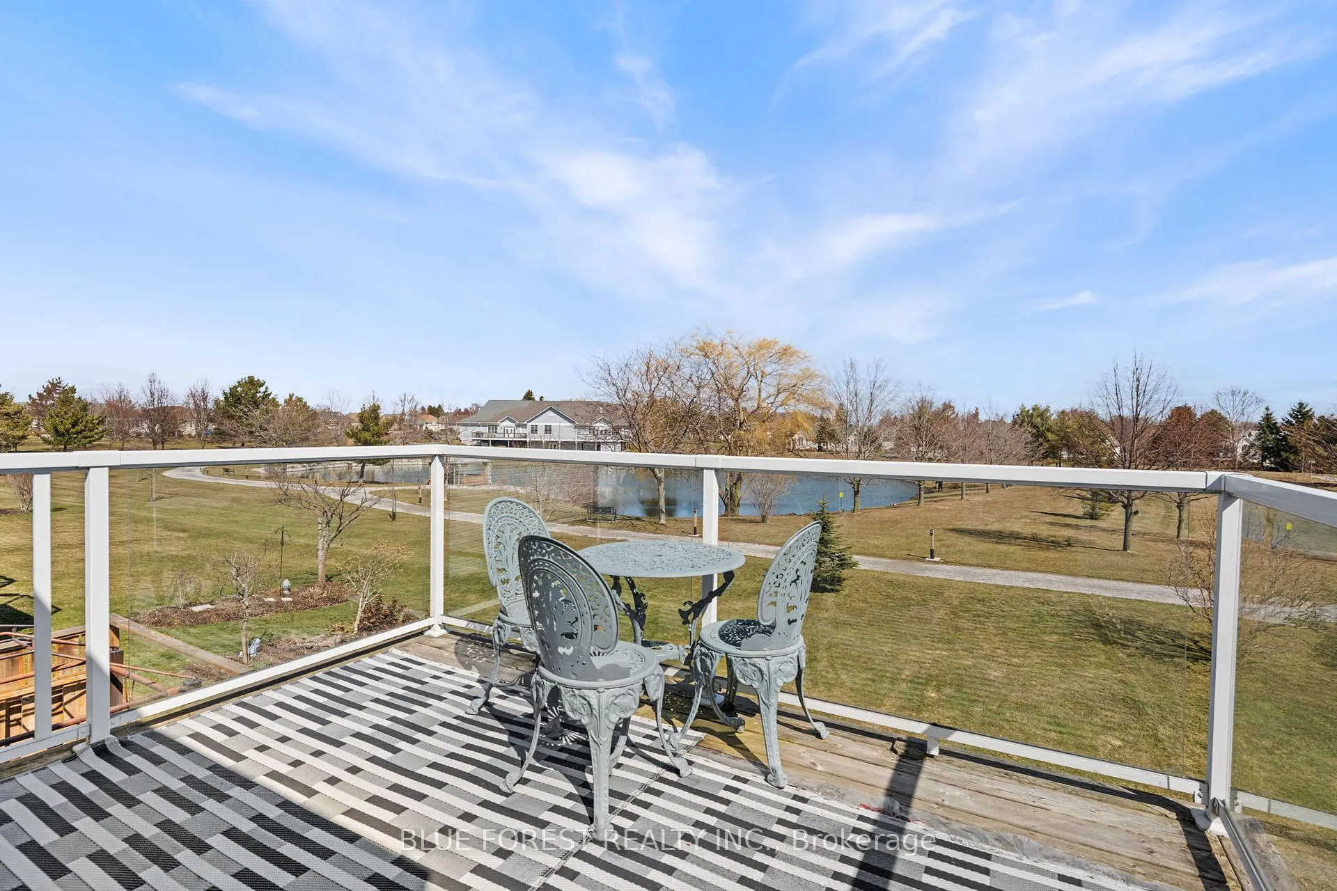 Photo 13 of 37 Upper Canada Drive, Norfolk, Port Rowan — HOMEH