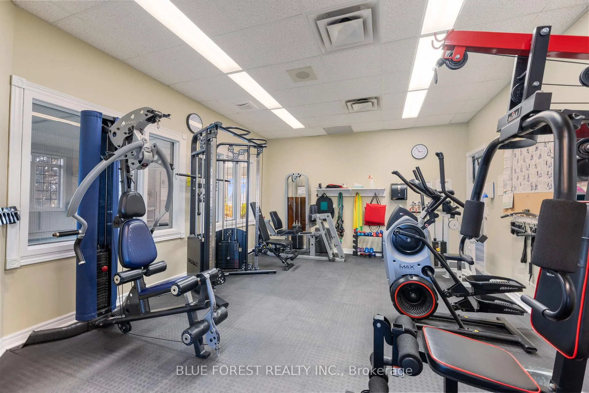 Photo 31 of 37 Upper Canada Drive, Norfolk, Port Rowan — HOMEH