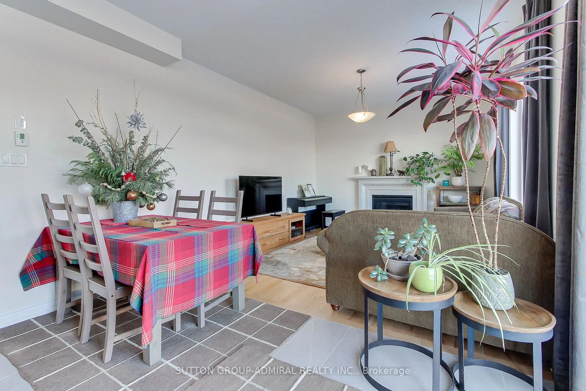 Photo 11 of 797 Green Street, Innisfil, Lefroy — HOMEH