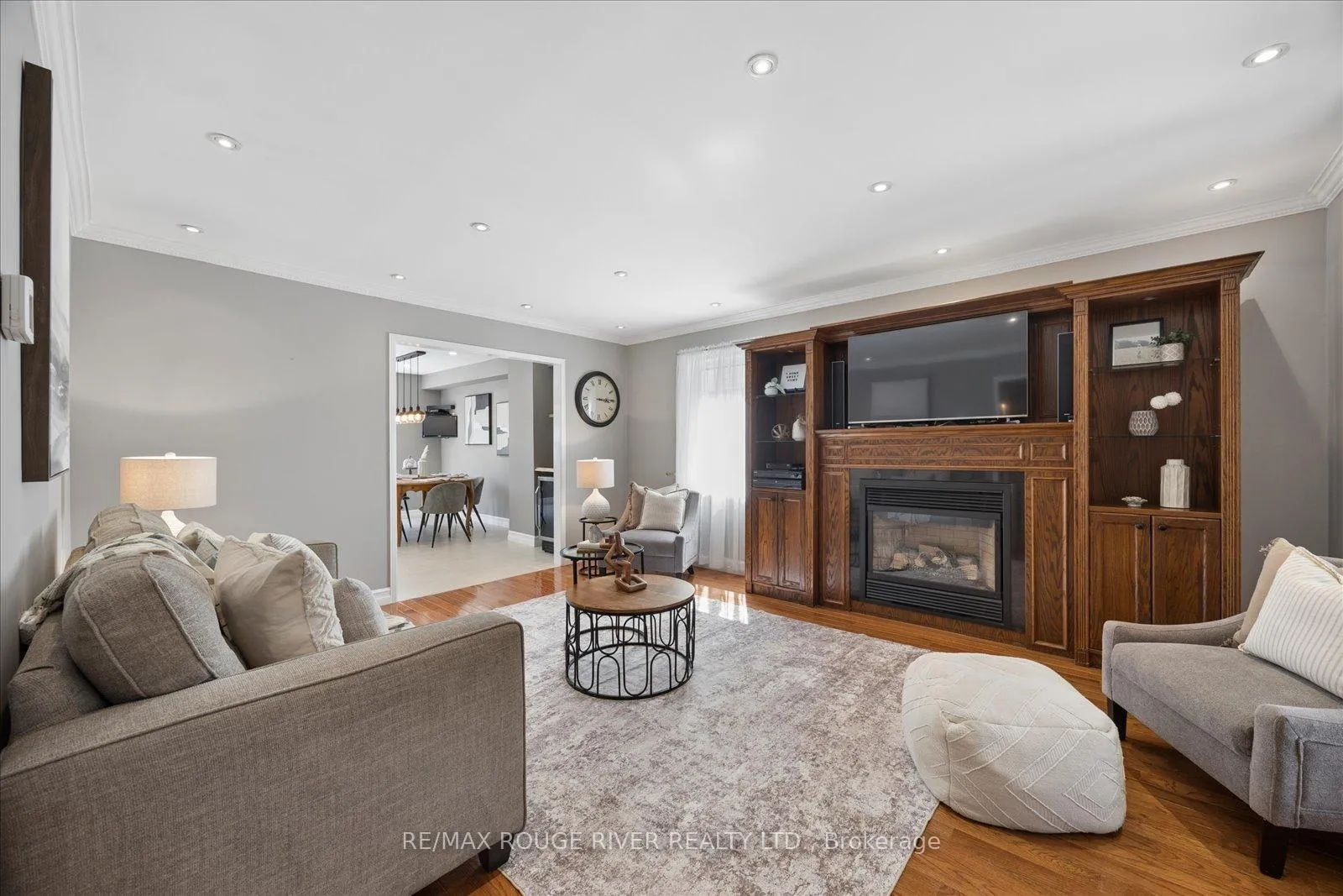 Photo 6 of 1014 Redbird Crescent, Pickering, Liverpool — HOMEH