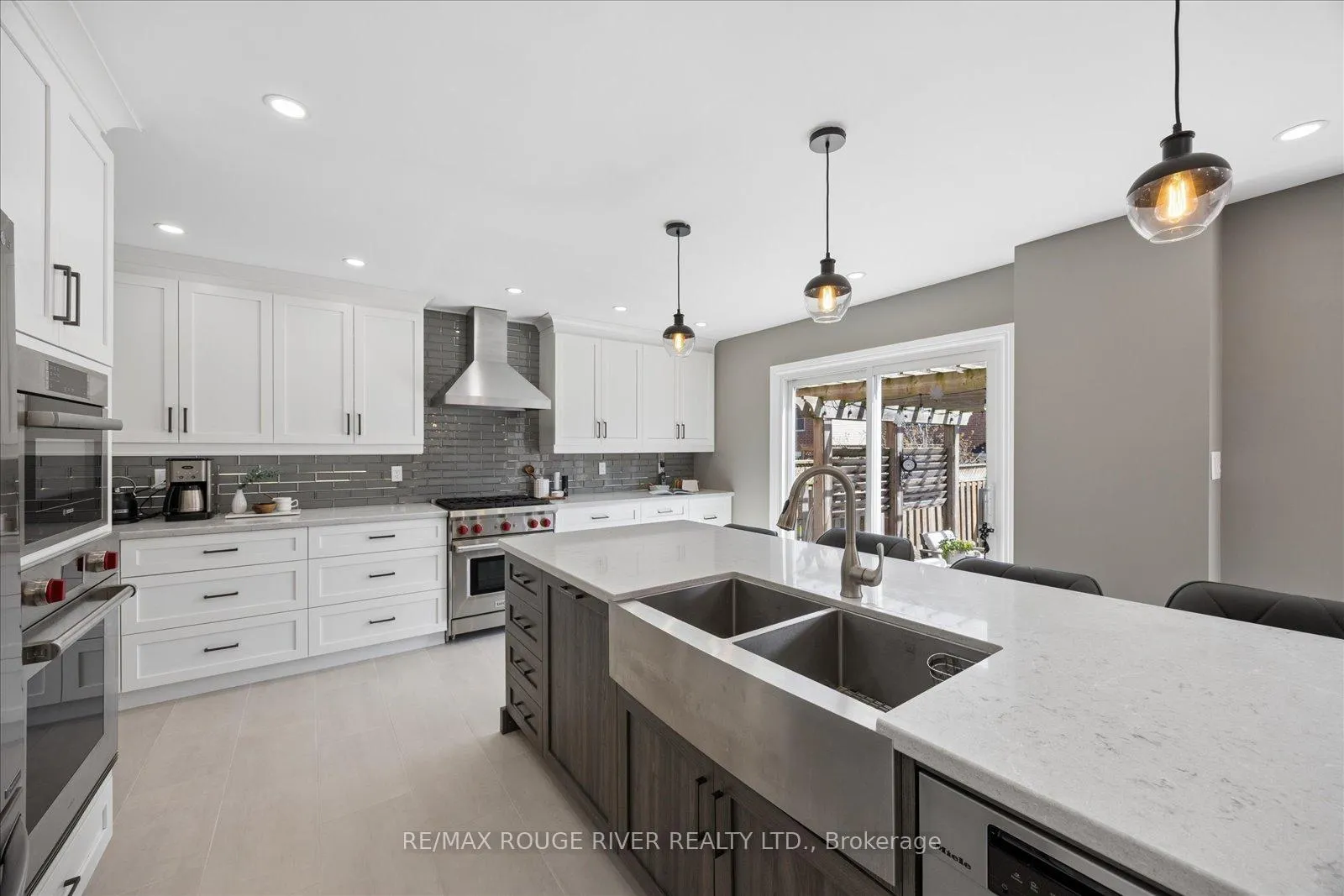 Photo 11 of 1014 Redbird Crescent, Pickering, Liverpool — HOMEH