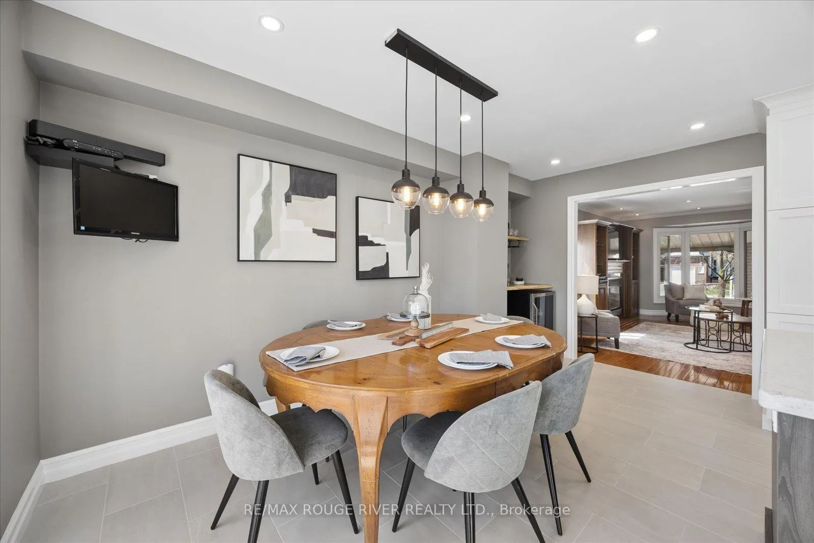 Photo 17 of 1014 Redbird Crescent, Pickering, Liverpool — HOMEH