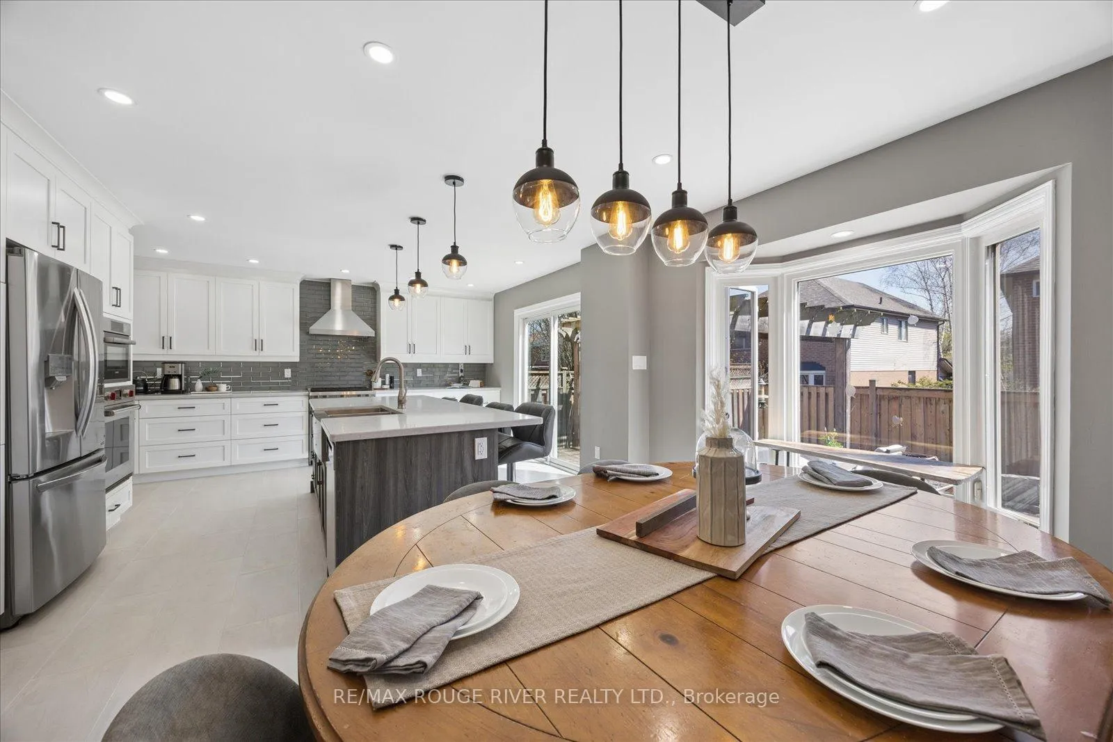 Photo 18 of 1014 Redbird Crescent, Pickering, Liverpool — HOMEH