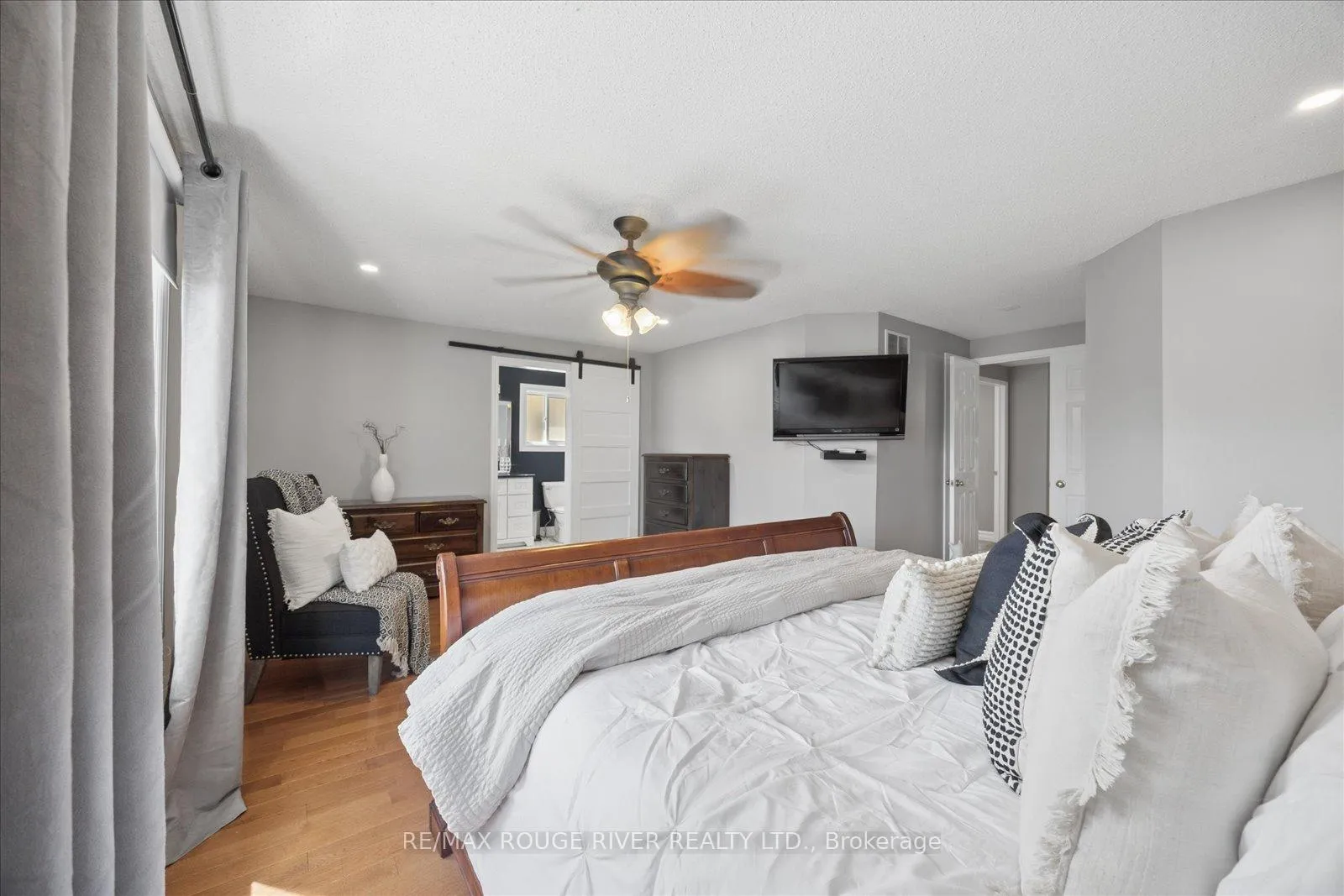 Photo 30 of 1014 Redbird Crescent, Pickering, Liverpool — HOMEH
