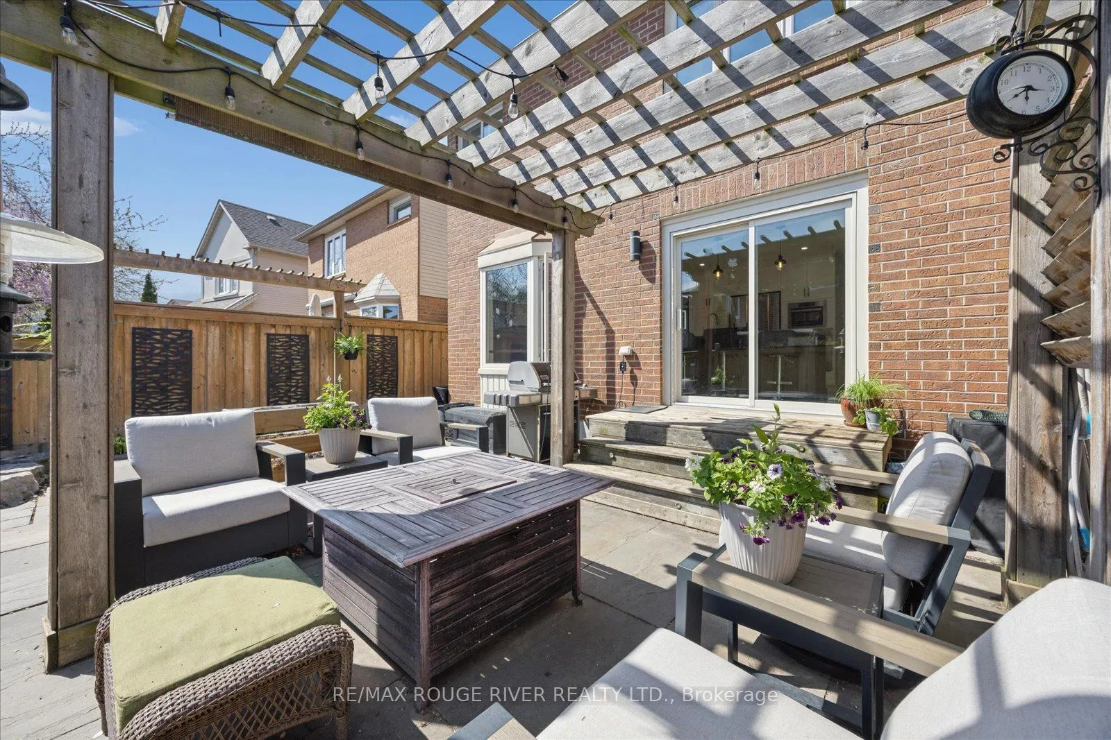 Photo 40 of 1014 Redbird Crescent, Pickering, Liverpool — HOMEH