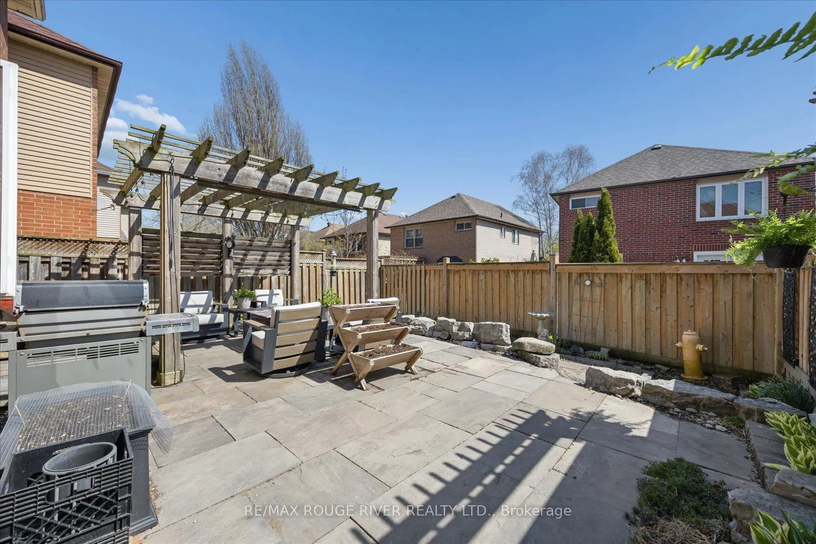 Photo 41 of 1014 Redbird Crescent, Pickering, Liverpool — HOMEH