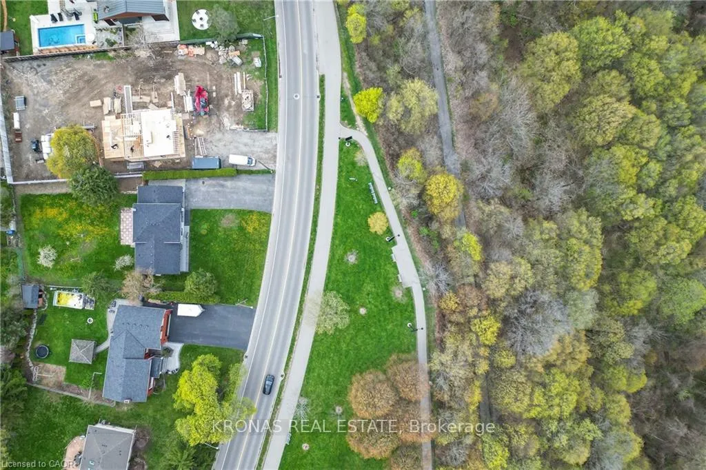Photo 3 of 588 Mountain Brow Boulevard, Hamilton, Huntington — HOMEH