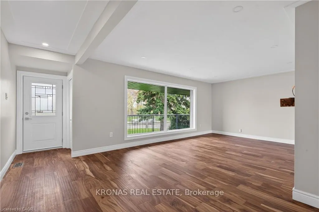 Photo 4 of 588 Mountain Brow Boulevard, Hamilton, Huntington — HOMEH