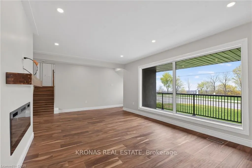 Photo 7 of 588 Mountain Brow Boulevard, Hamilton, Huntington — HOMEH