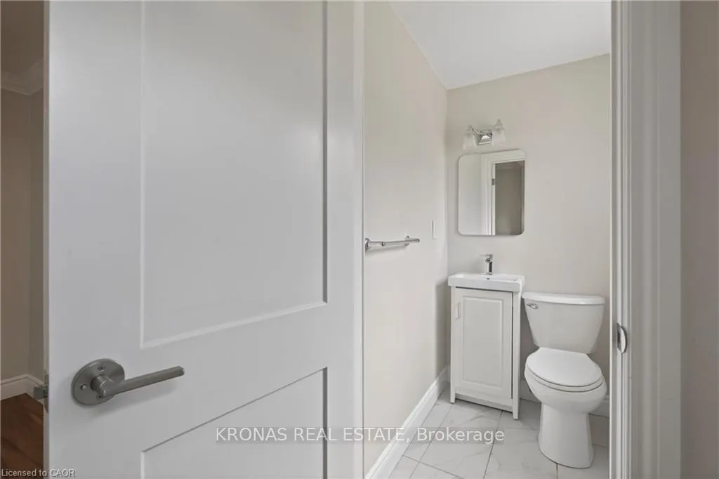 Photo 19 of 588 Mountain Brow Boulevard, Hamilton, Huntington — HOMEH
