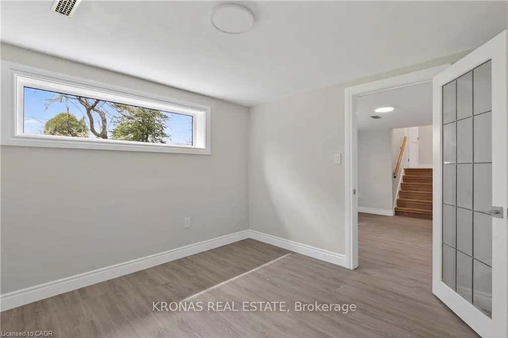 Photo 23 of 588 Mountain Brow Boulevard, Hamilton, Huntington — HOMEH