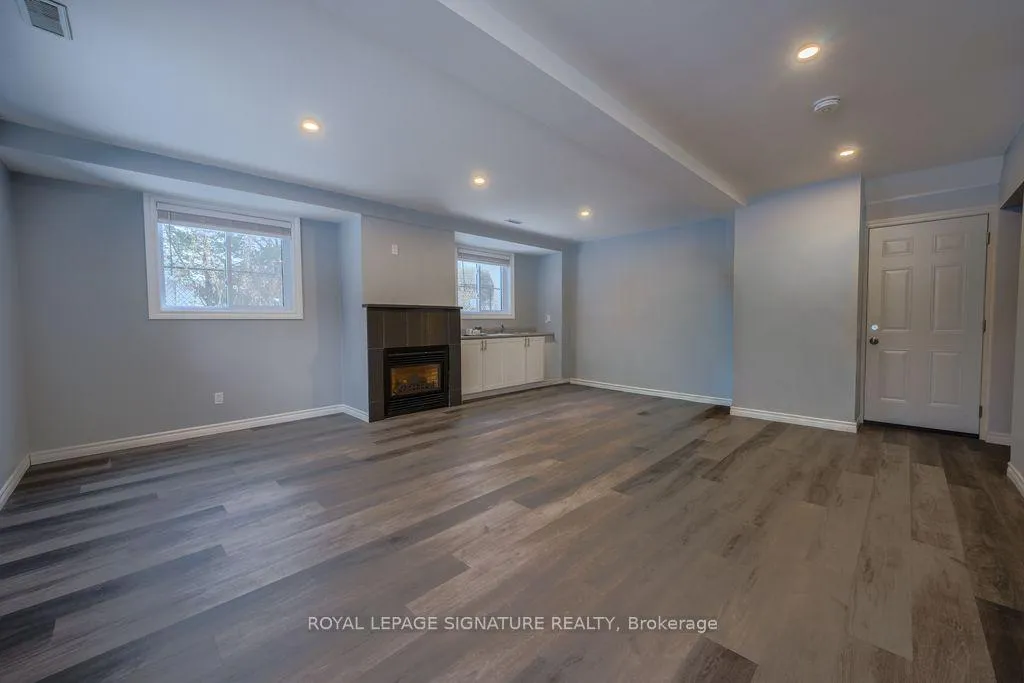 Photo 5 of Unit (Lower), 2111 Lynn Heights Drive, Pickering, Liverpool — HOMEH