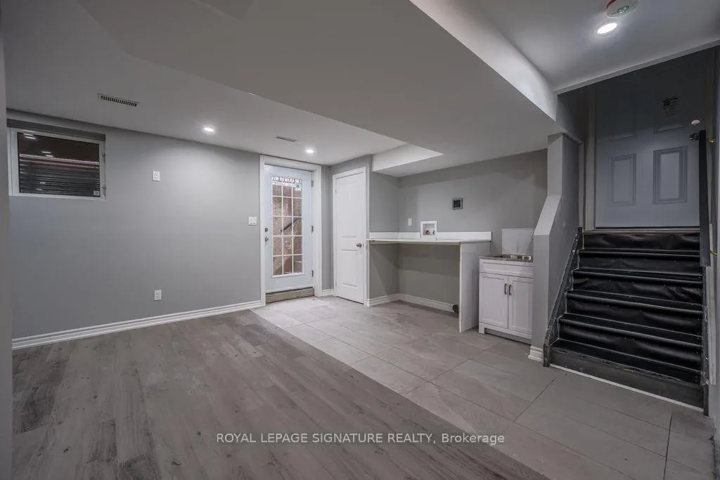 Photo 16 of Unit (Lower), 2111 Lynn Heights Drive, Pickering, Liverpool — HOMEH
