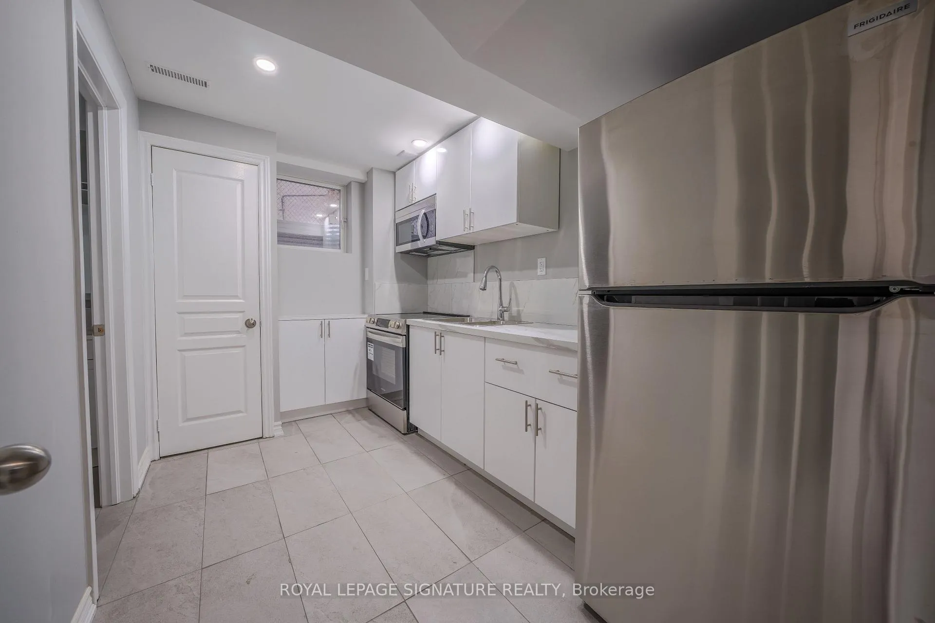 Photo 20 of Unit (Lower), 2111 Lynn Heights Drive, Pickering, Liverpool — HOMEH