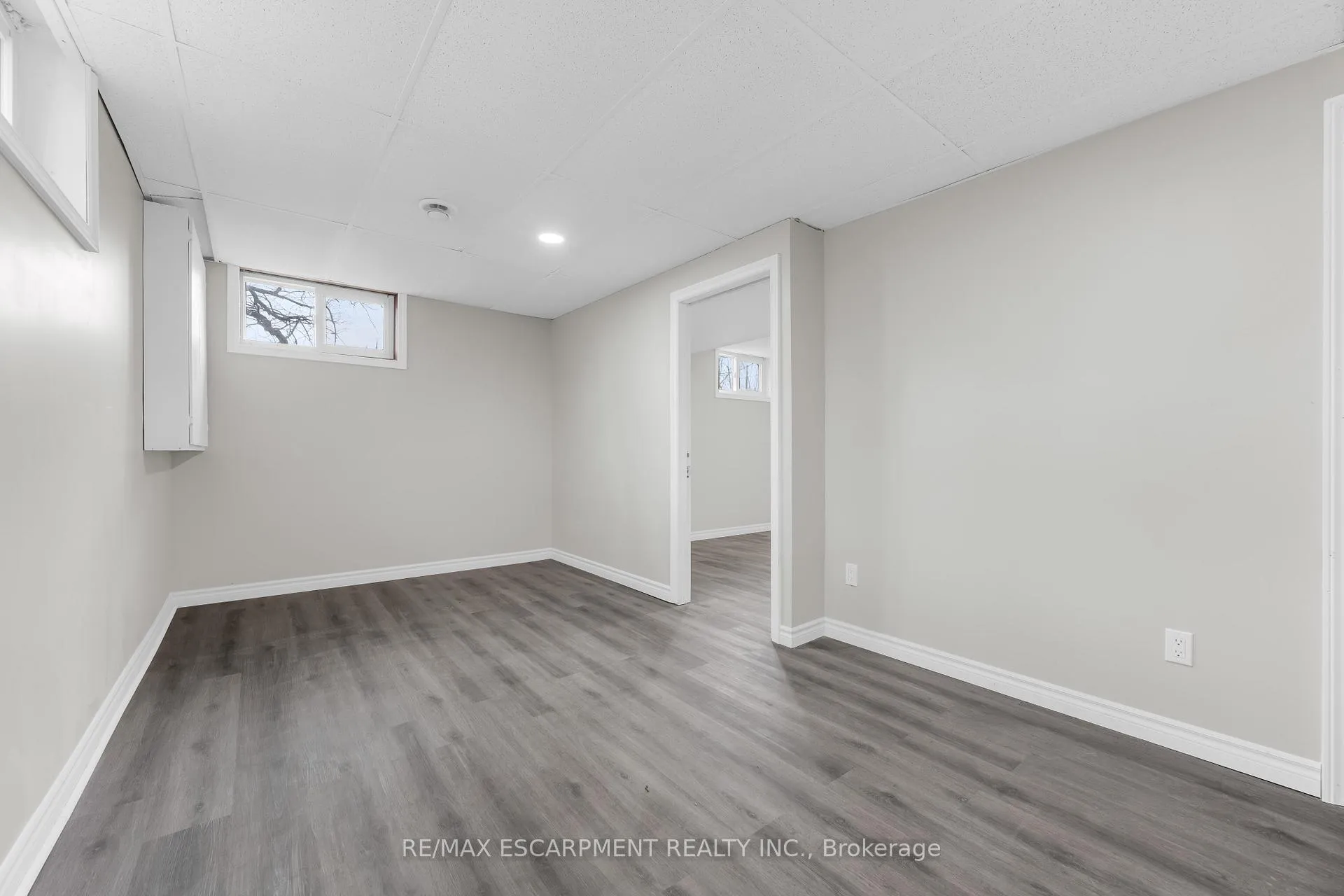 Photo 21 of 180 Mead Avenue, Hamilton, Parkview — HOMEH