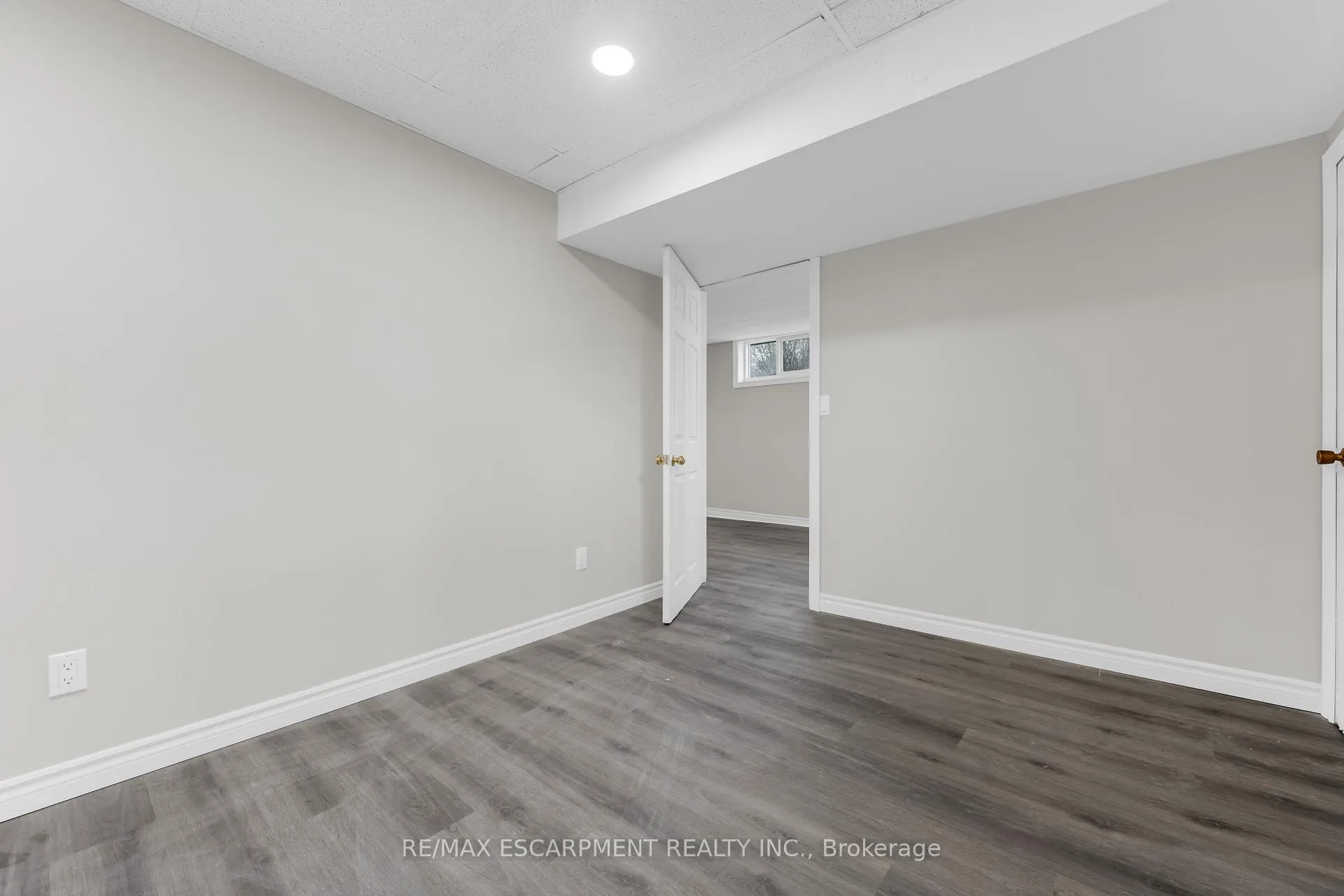 Photo 24 of 180 Mead Avenue, Hamilton, Parkview — HOMEH