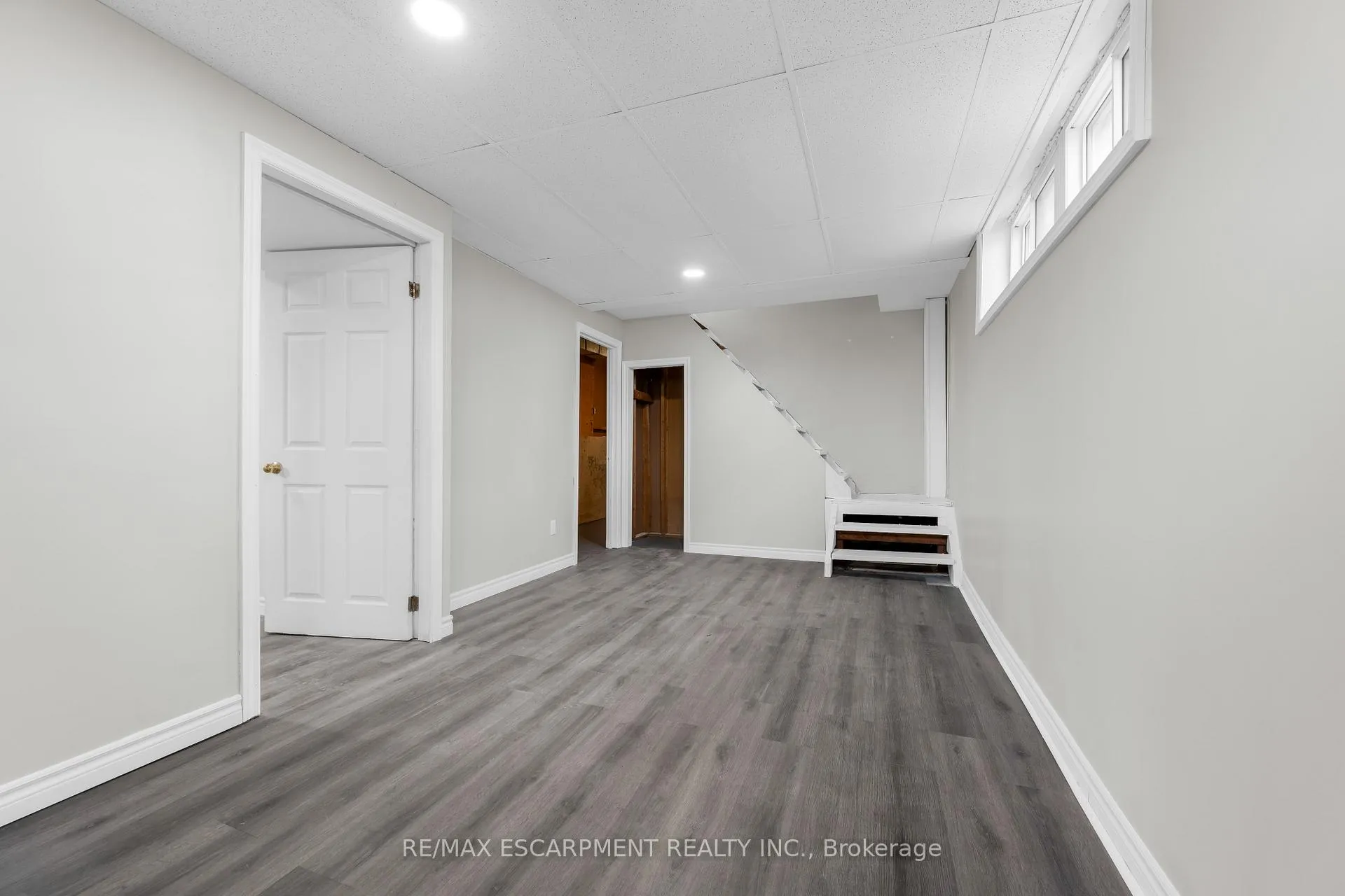 Photo 25 of 180 Mead Avenue, Hamilton, Parkview — HOMEH