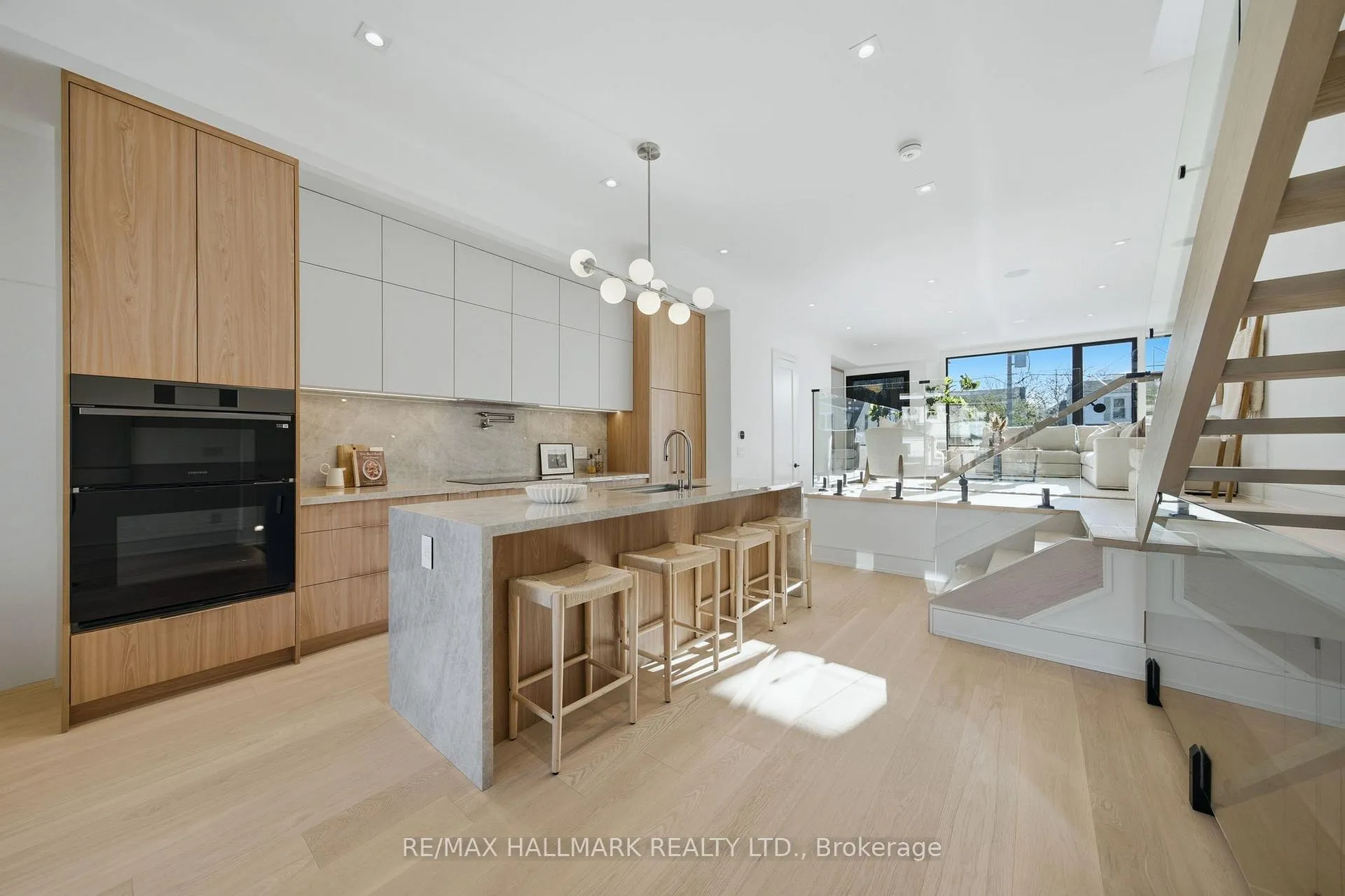 Photo 12 of 10 Leroy Avenue, Toronto, Danforth Village-East York — HOMEH