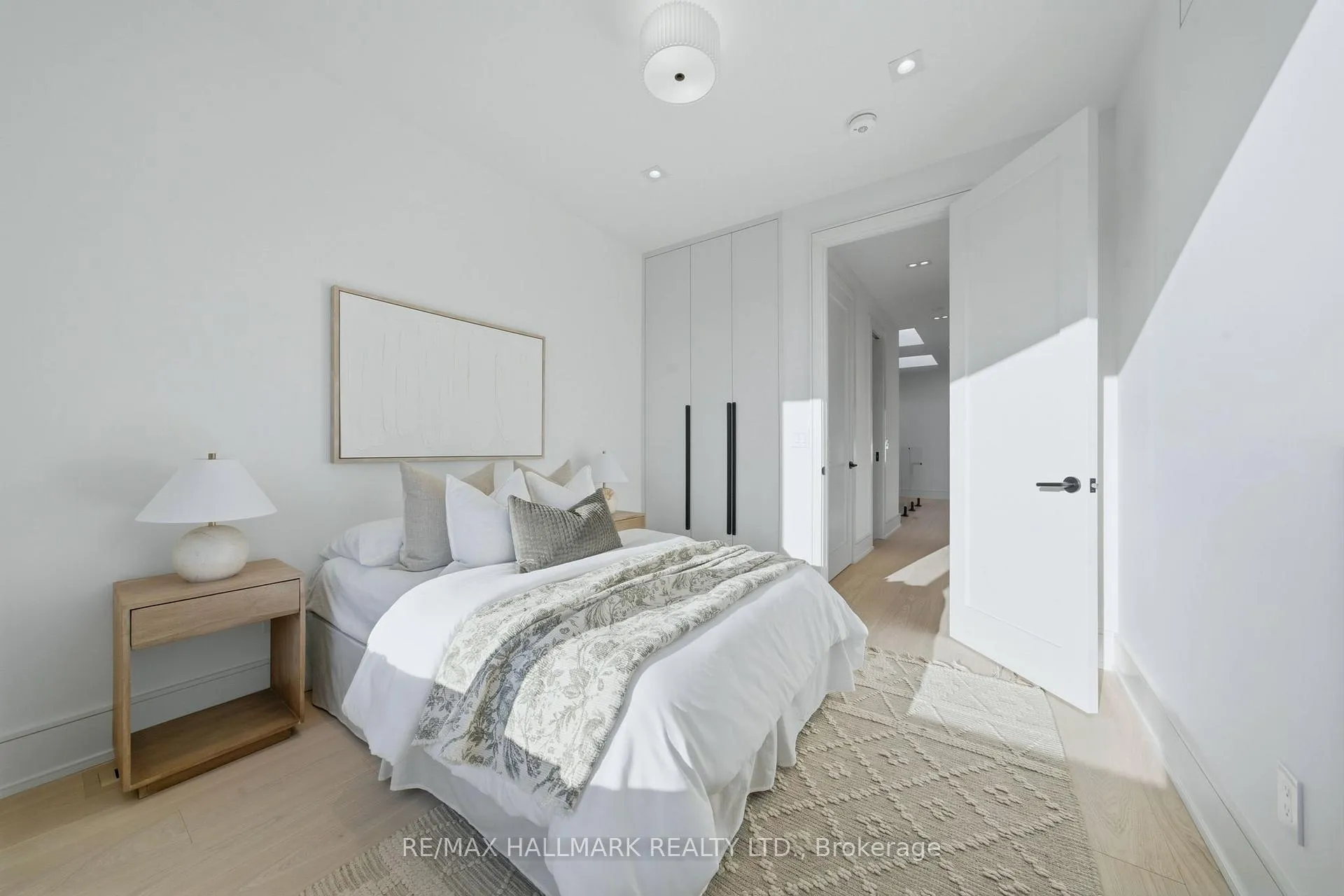 Photo 33 of 10 Leroy Avenue, Toronto, Danforth Village-East York — HOMEH
