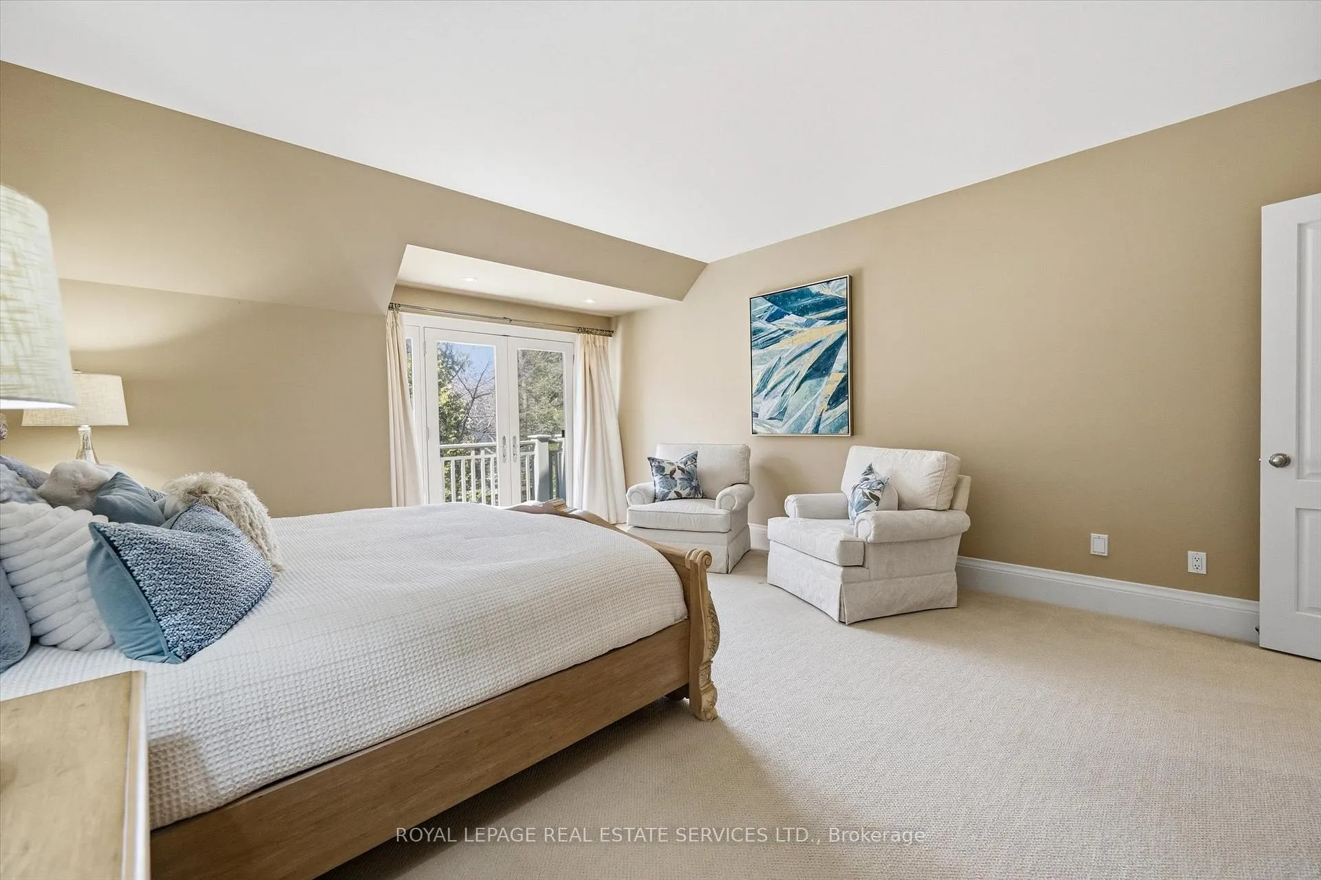 Photo 23 of 1049 Cedar Grove Boulevard, Oakville, Morrison — HOMEH