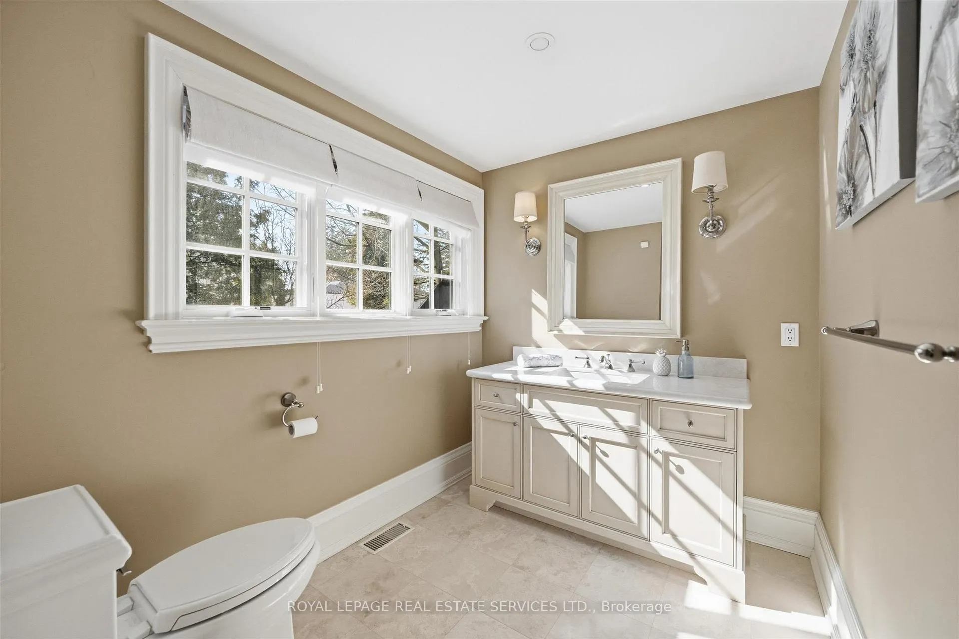 Photo 36 of 1049 Cedar Grove Boulevard, Oakville, Morrison — HOMEH