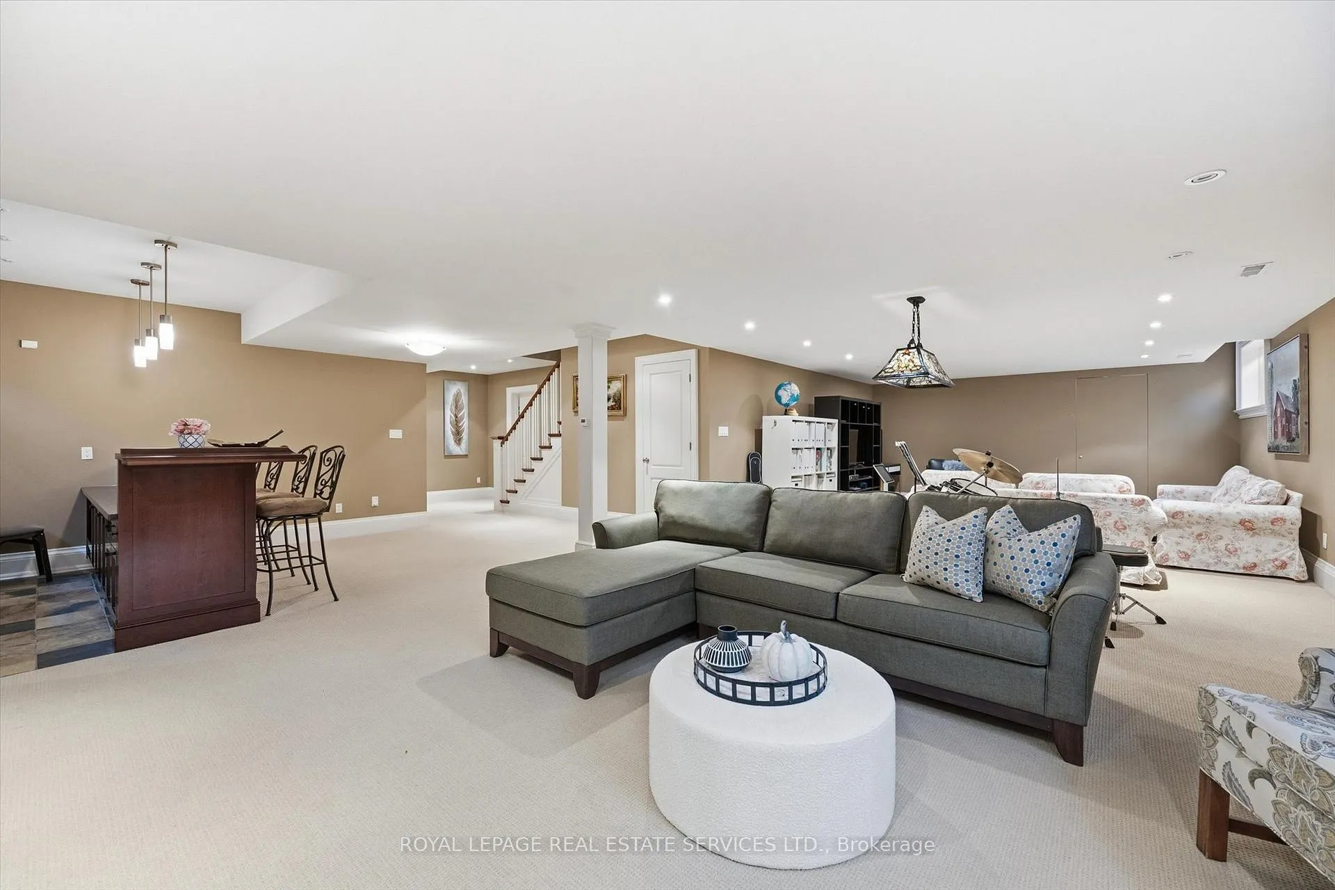 Photo 40 of 1049 Cedar Grove Boulevard, Oakville, Morrison — HOMEH