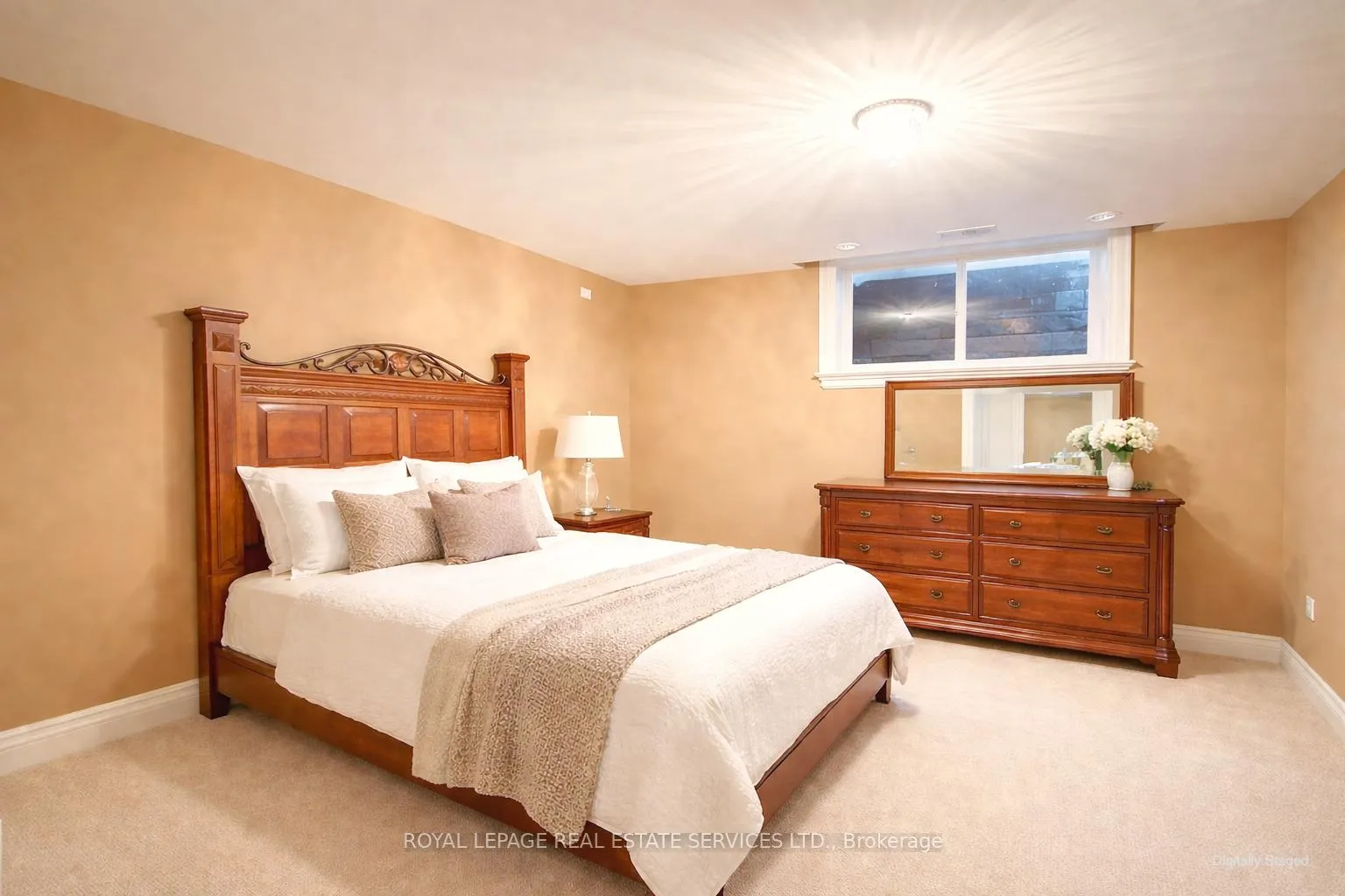 Photo 43 of 1049 Cedar Grove Boulevard, Oakville, Morrison — HOMEH