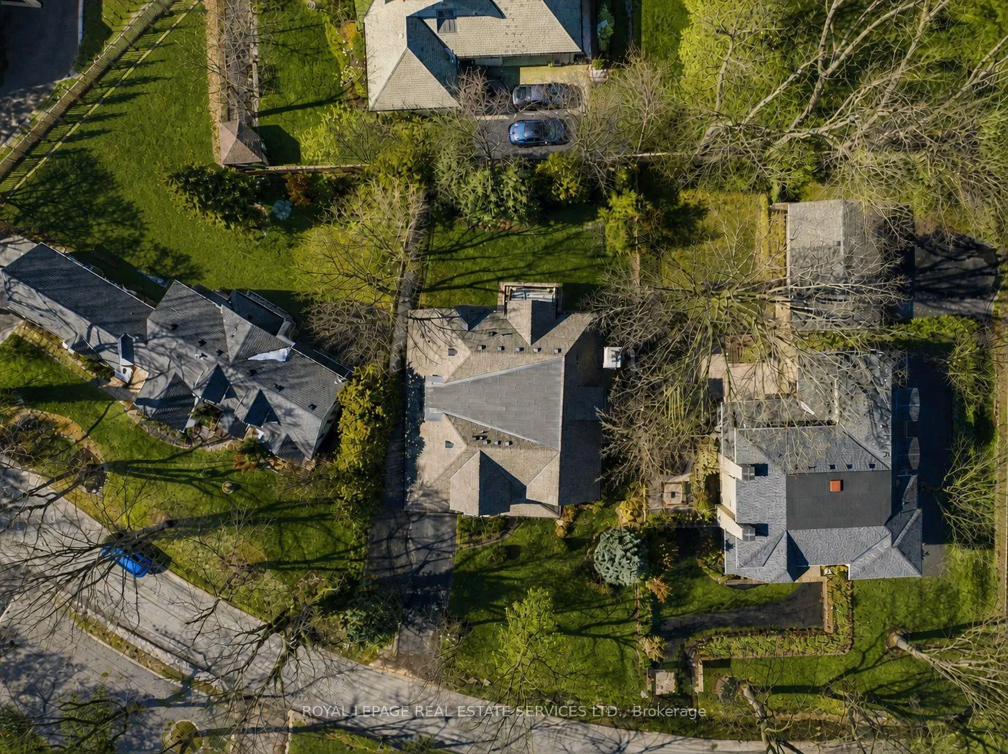 Photo 49 of 1049 Cedar Grove Boulevard, Oakville, Morrison — HOMEH