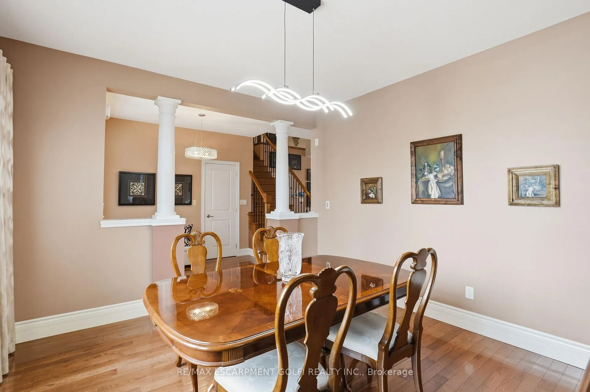Photo 15 of 256 Highland Road W, Hamilton, Stoney Creek Mountain — HOMEH