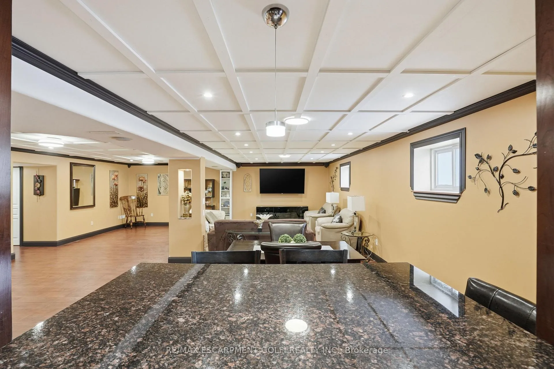 Photo 31 of 256 Highland Road W, Hamilton, Stoney Creek Mountain — HOMEH