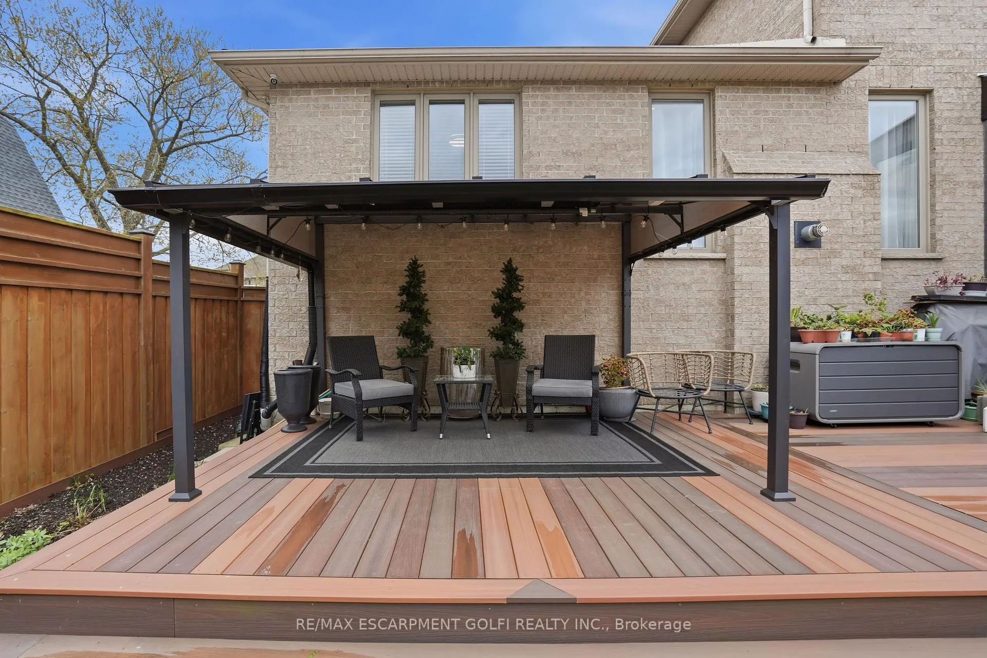 Photo 40 of 256 Highland Road W, Hamilton, Stoney Creek Mountain — HOMEH