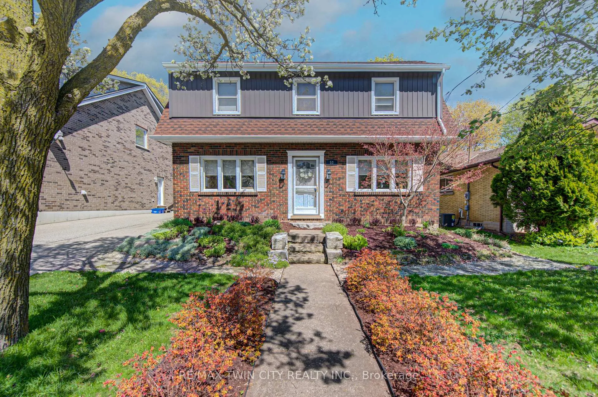 Photo 1 of 53 Lincoln Avenue, Cambridge, Alison — HOMEH