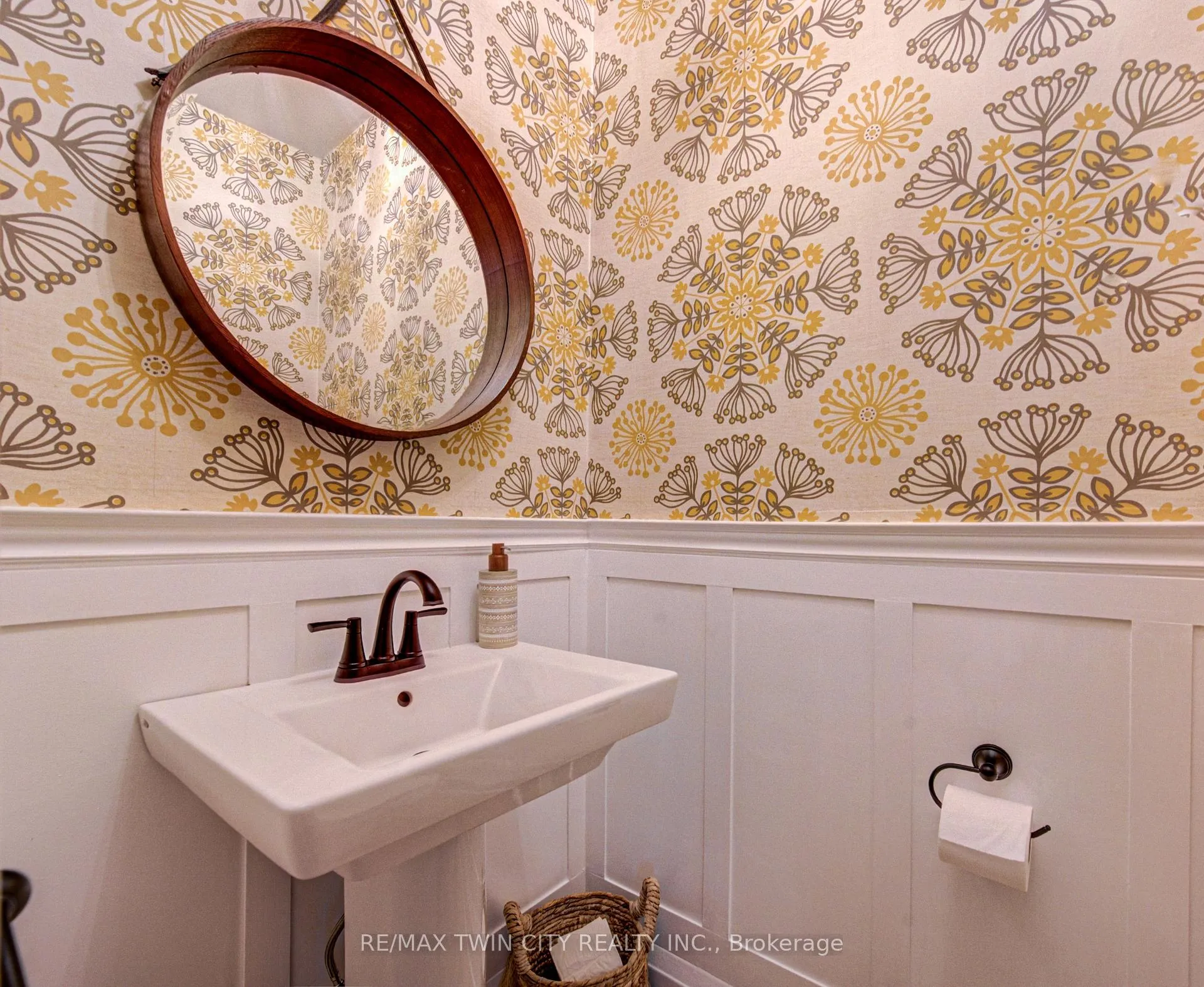 Photo 20 of 53 Lincoln Avenue, Cambridge, Alison — HOMEH
