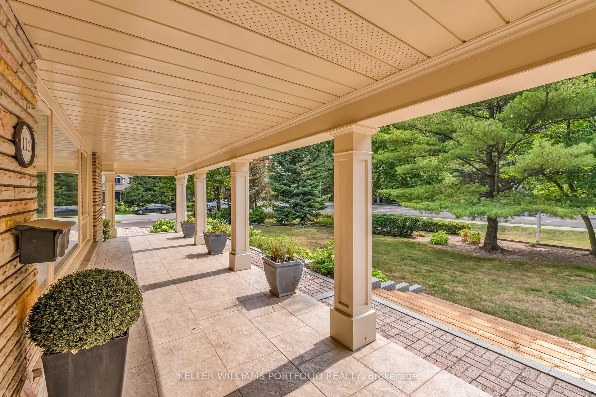Photo 10 of 1123 Lakeshore Road E, Oakville, Old Oakville — HOMEH