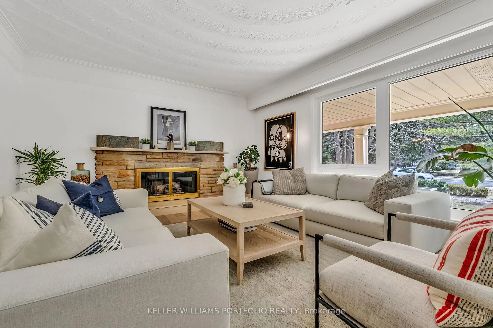 Photo 13 of 1123 Lakeshore Road E, Oakville, Old Oakville — HOMEH