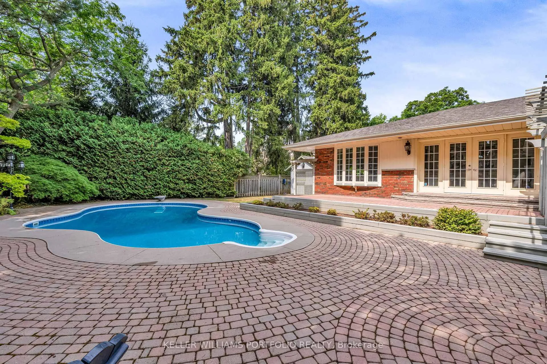 Photo 37 of 1123 Lakeshore Road E, Oakville, Old Oakville — HOMEH