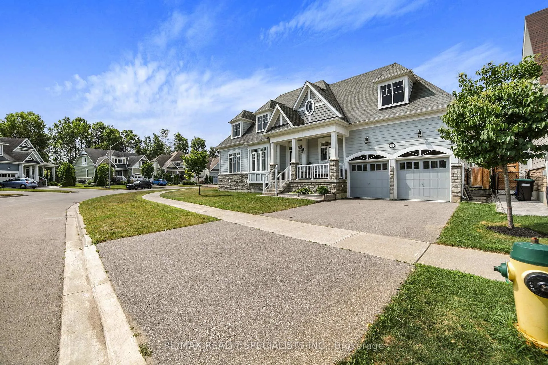 Photo 2 of 61 Riverwalk Place, Midland — HOMEH