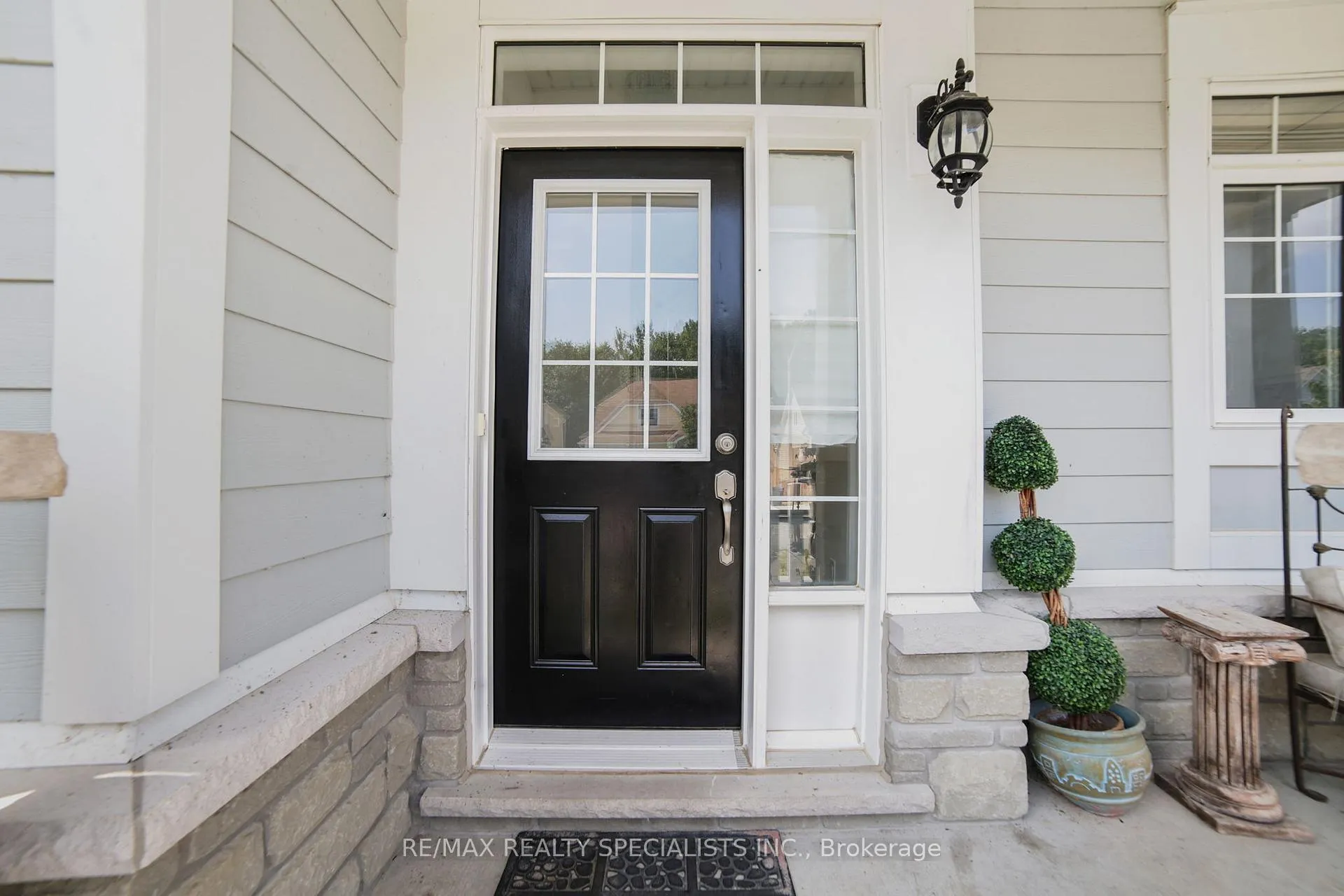 Photo 5 of 61 Riverwalk Place, Midland — HOMEH