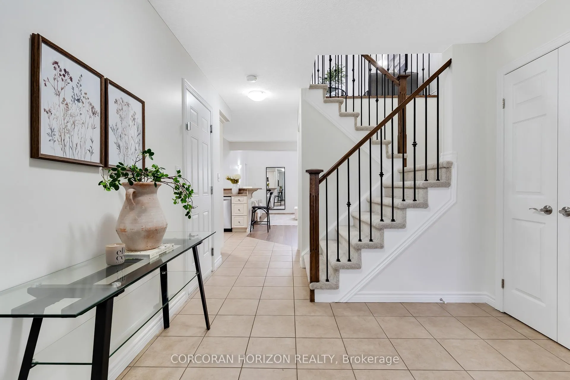 Photo 7 of 311 Vincent Drive, North Dumfries — HOMEH