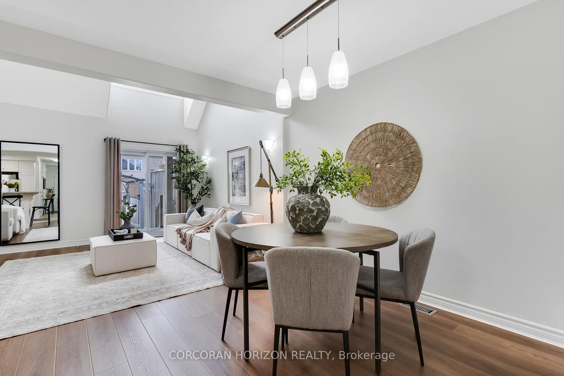 Photo 12 of 311 Vincent Drive, North Dumfries — HOMEH