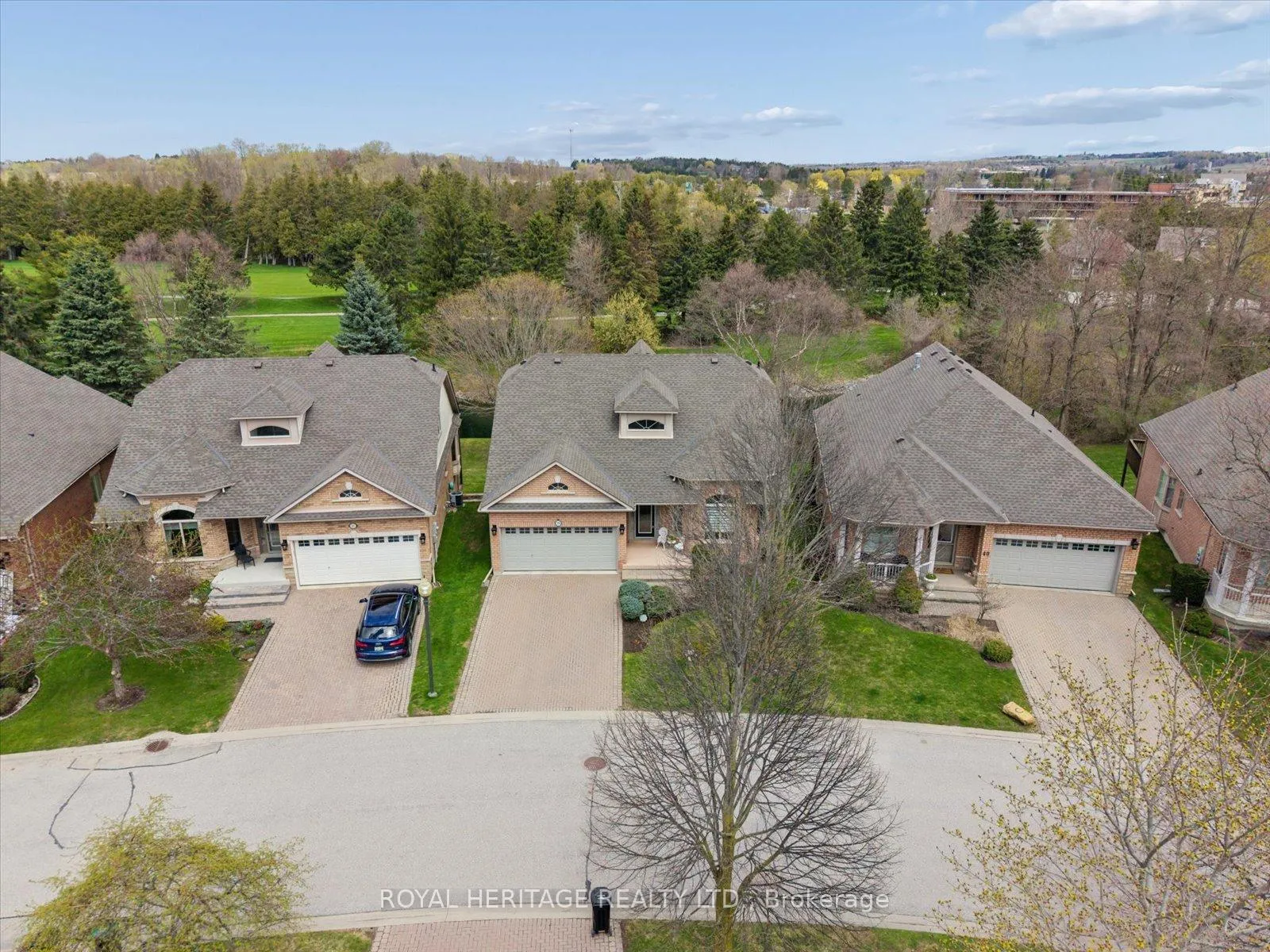 Photo 2 of 38 Briar Gate Way, New Tecumseth, Alliston — HOMEH