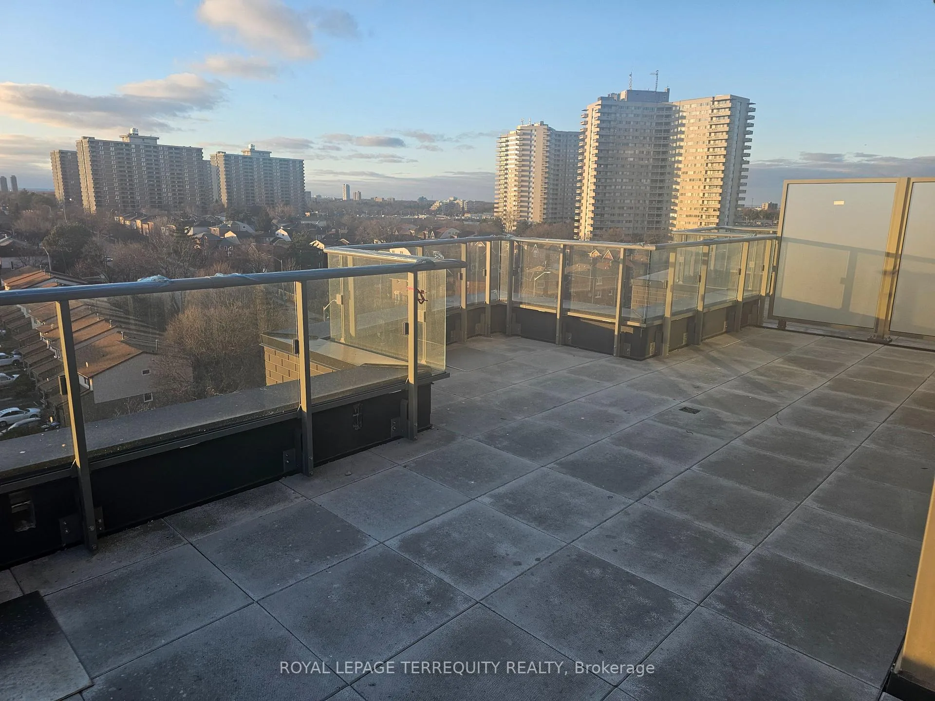 Photo 8 of Unit 802, 260 Malta Avenue, Brampton, Fletcher's Creek South — HOMEH