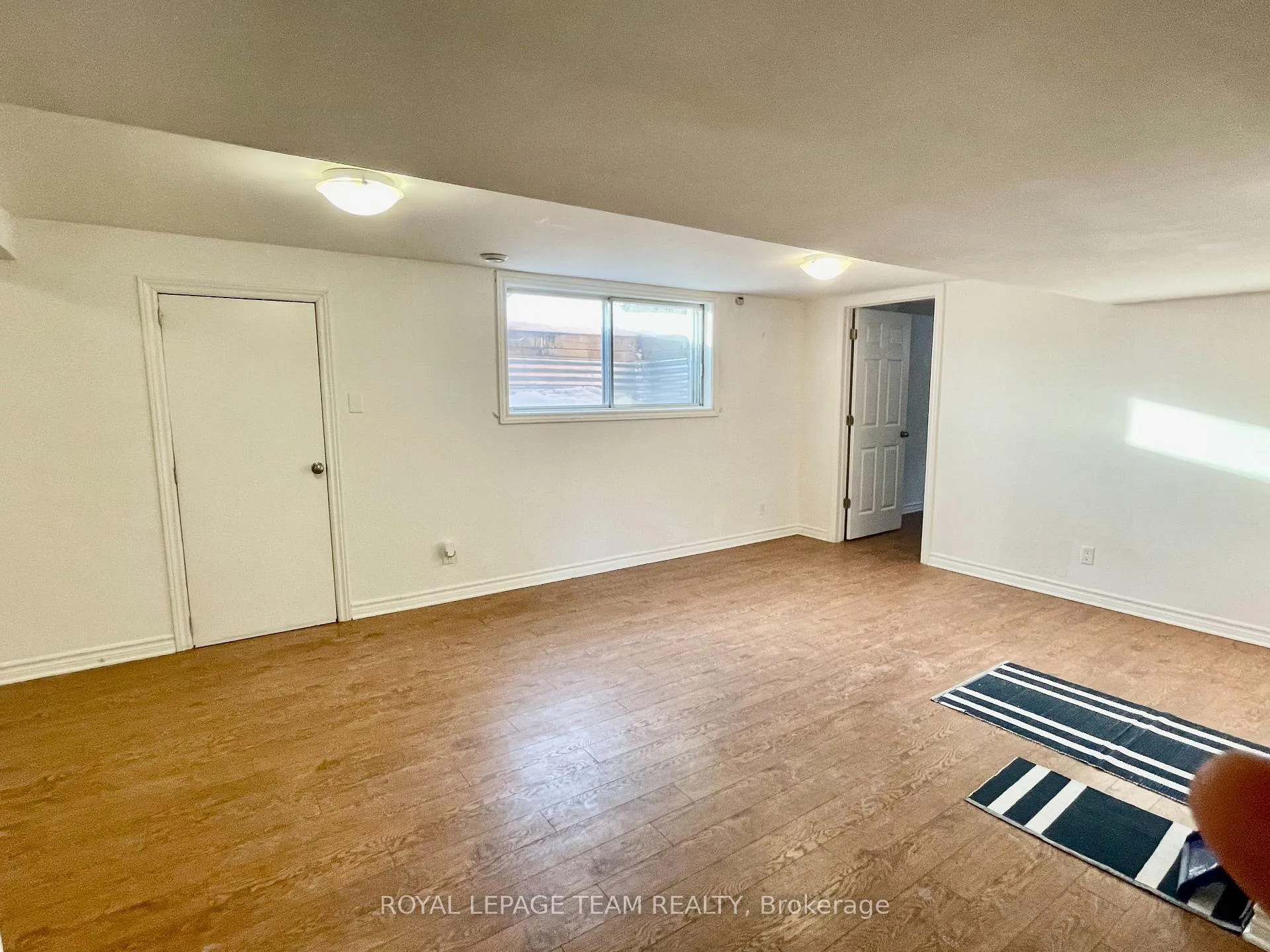 Photo 3 of Unit 2, 1627 Chaucer Avenue, Ottawa, Riverview Park — HOMEH