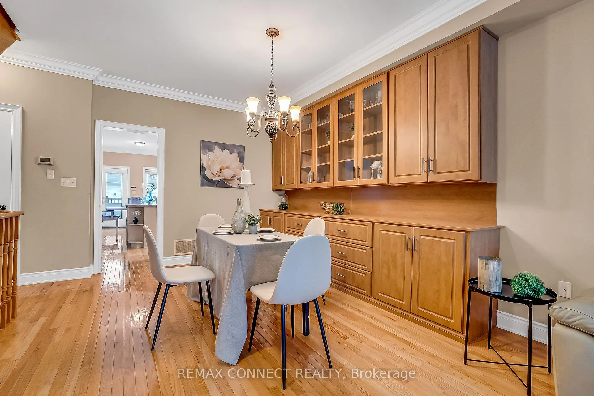 Photo 7 of 5 Terceira Circle, Toronto, Weston-Pellam Park — HOMEH